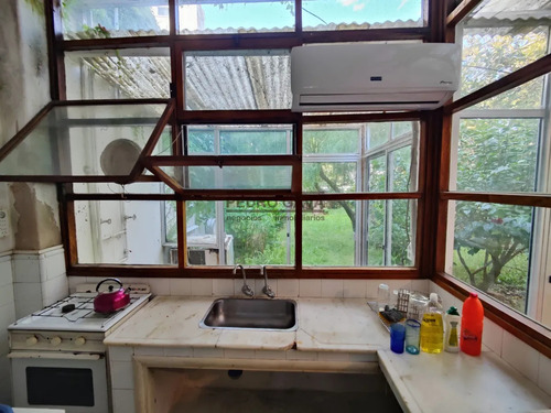 ! Oportunidad En Piriapolis, Local Con Vivienda Sobre Calle Tucuman !