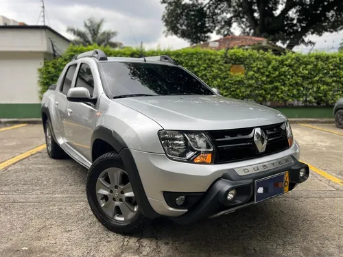 Renault Duster Oroch 2.0 Intens 4X4