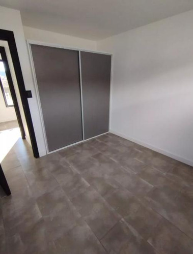 Casa En Venta - 2 Dormitorios 1 Baño - Cochera - 607mts2 - San Martín De Los Andes