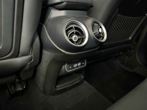 Alfa Romeo Stelvio 2.9L Quadrifoglio Verde V6 Bi-Turbo At
