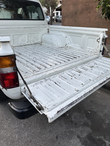 Toyota Hilux 2.8 D/cab 4x4 D Sr5