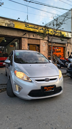 Ford Fiesta Kinetic 1.6 Design 120cv Titanium