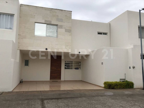 Casa En Renta En Coto Andaluz Residencial La Querencia, Aguascalientes