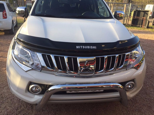 Deflector De Capot Mitsubishi Triton