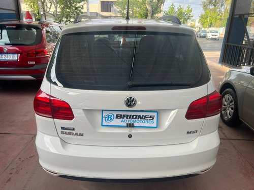 Imagen 5 de 8 de Volkswagen Suran 1.6 5d 060 2015