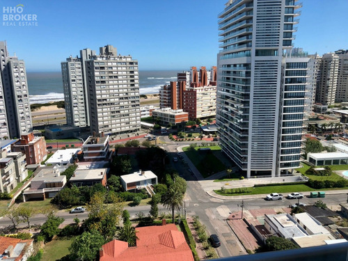 Apartamento En Venta Y Alquiler Torre Manhattan. Punta Del Este. Aidy Gril.