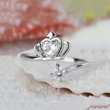 F Anillo Corona Con Circon Baño Plata / Todojoyas