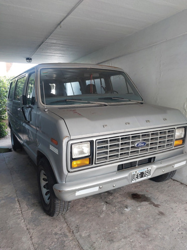 Ford Econoline Custom 