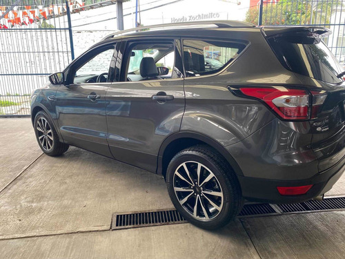 Imagen 3 de 15 de Ford Escape 2017 2.0 Titanium Ecoboost At