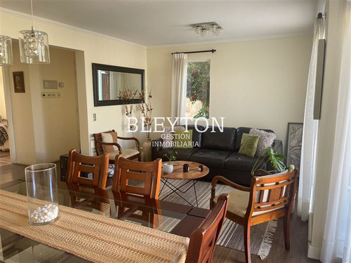 Casa En Venta En Los Almendros Reñaca