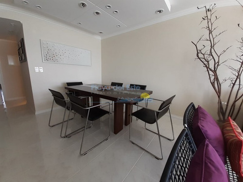 Coral Tower- Ref: 8427