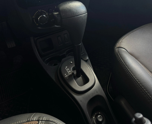 Renault Duster 2.0 DYNAMIQUE 4X2 16V FLEX 4P AUTOMÁTICO