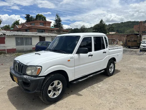 Mahindra Pik-Up 2.2 116 hp 4x4