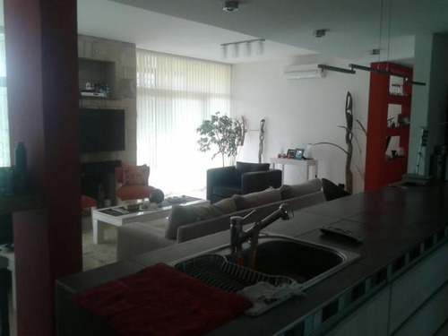 Venta- Casa Barrio Saucelito-cipolletti