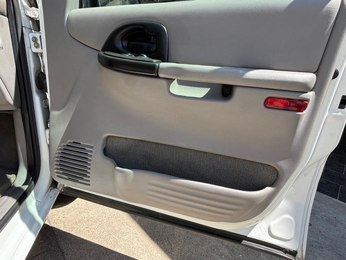 Chevrolet Venture Minivan Ls Larga Aa At