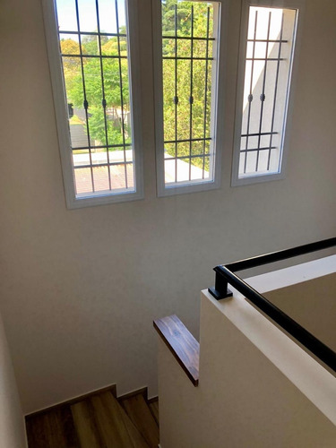 Imagen 12 de 16 de Importante Casa En Venta Bella Vista