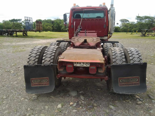 Freightliner M2-112
