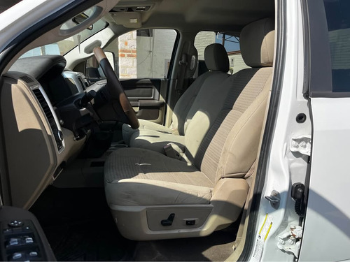 Dodge Ram 2500 Slt Crew Cab 4x4 Diesel Estandar 2012