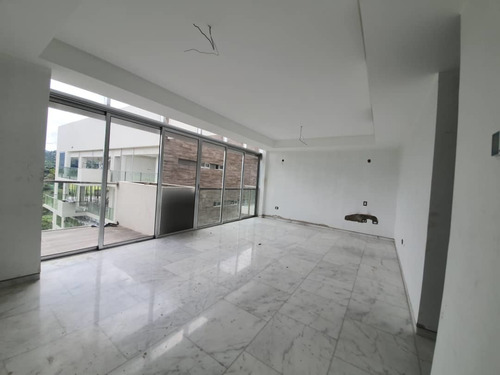 Imagen 13 de 18 de Hermoso Penthouse A En Guataparo