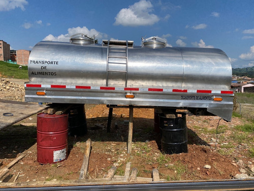 Tanque En Acero Inoxidable 5.500 Litros Transporte De Leche