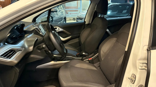 Peugeot 2008 1.6 Allure