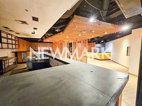 Expande Tu Cadena Local 617m2 En Torre Titanium - Las Condes