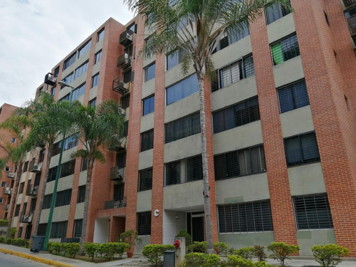 Apartamento En Venta, Ubicado En Los Naranjos Humboldt