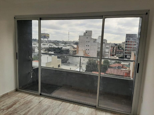 Imagen 14 de 14 de Departamento De 2 Ambientes En Venta - Moron Norte