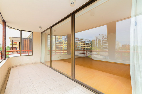 Departamento En Arriendo De 3 Dorm. En Las Condes