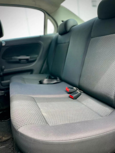 Volkswagen Voyage 1.6 Trenline 101cv
