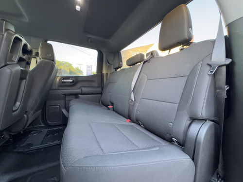 Chevrolet Silverado 2.7 T Doble Cabina 4X4 At