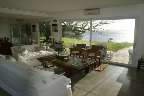 Chacra En Venta Punta Ballena 4 Dormitorios- Ref: 1685