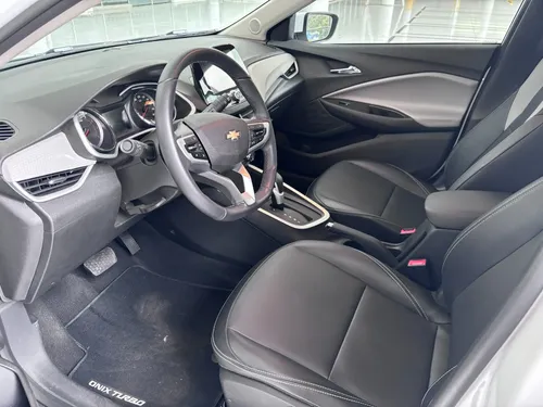 Chevrolet Onix 1.0T Premier At