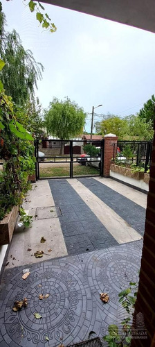 Imagen 6 de 30 de Oportunidad En Triplex!! Zona Mar De Ajo!!