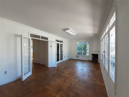 Imagen 1 de 8 de Oficina En Venta En Providencia