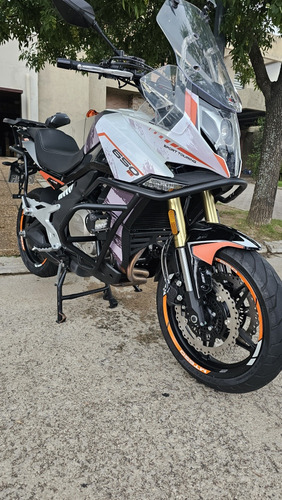 Cf Moto 650 Mt Única Por Su Estado Accesorios