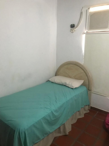 Imagen 9 de 10 de Alquiler De Townhouse Res. Agua Marina