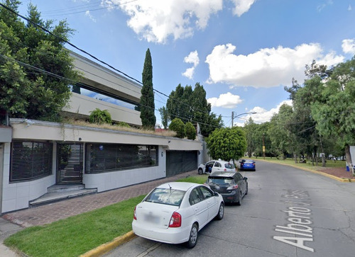 Imagen 1 de 6 de Casa Cd. Satelite Naucalpan Edo. De Mex.