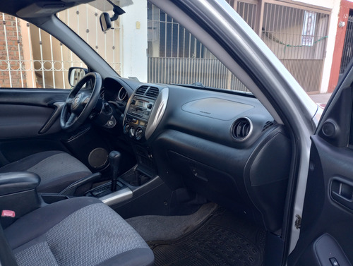 Bonita Y Conservada Rav 4 2004 4 Cilindros ,todo Le Trabaja
