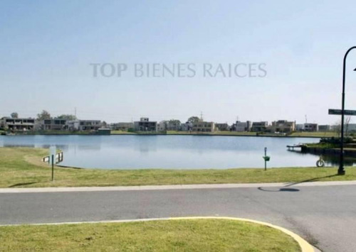 Imagen 3 de 6 de Lote Al Agua En Las Tipas Nordelta