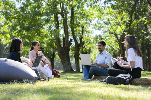 Alquiler Oficina En El Parque Empresarial Austral - Pilar