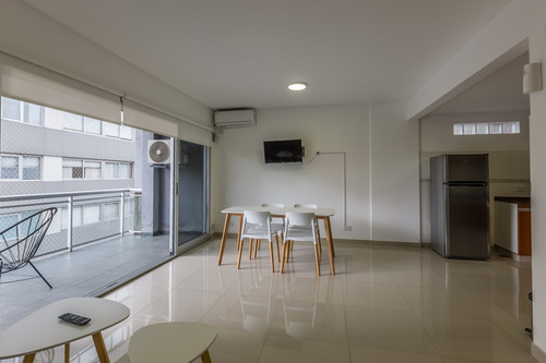 Departamento. Semipiso. 2 Ambientes. Equipado. Balcón. Ideal Airbnb/renta. Palermo Hollywood.