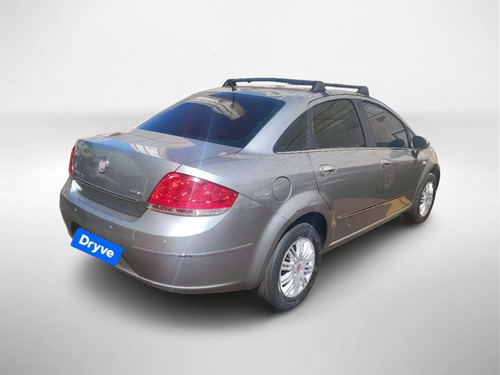 Imagem 6 de 13 de Fiat Linea Essence 1.8 16v Dualogic Flex