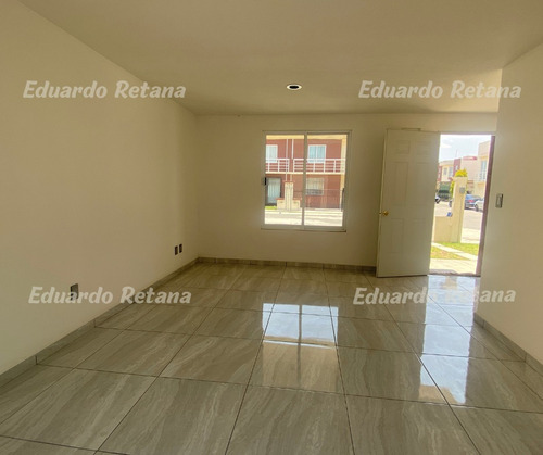 ¡oportunidad En Pachuca! Casa Con 3 Recámaras Y Cochera Para 2 Autos