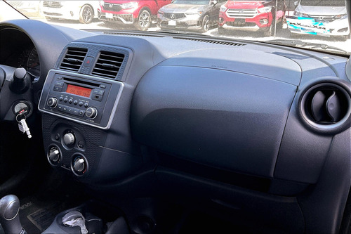 Nissan March 2021