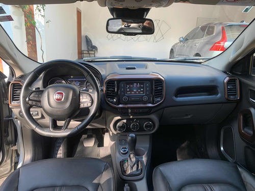 Imagem 7 de 8 de Fiat Toro 2018 2.0 Volcano 4x4 Aut. 4p