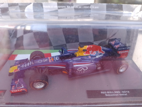 Coleccion F1, Num 5, Red Bull Rb9, S. Vettel