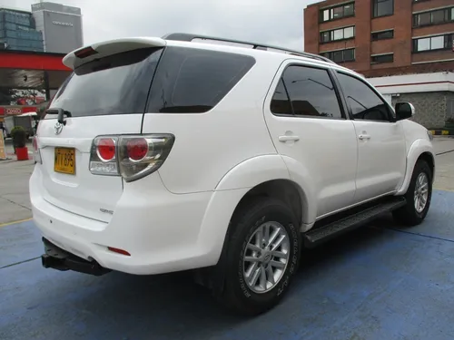 Toyota Fortuner Sr5 4x4 2700cc At Aa
