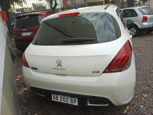Imagen 4 de 15 de Peugeot 308 2017 1.6 Allure