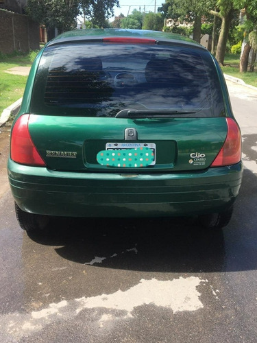 Renault Clio 2002 1.6 Rn Aa